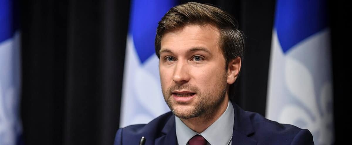 Gabriel Nadeau-Dubois en mission pour aller chercher des votes