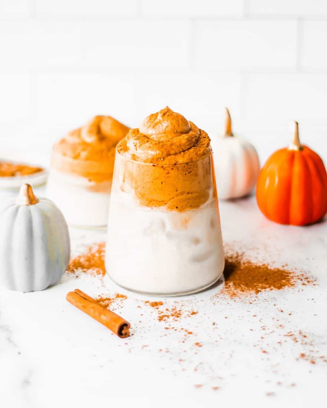 Le café fouetté Dalgona en version «pumpkin spice»