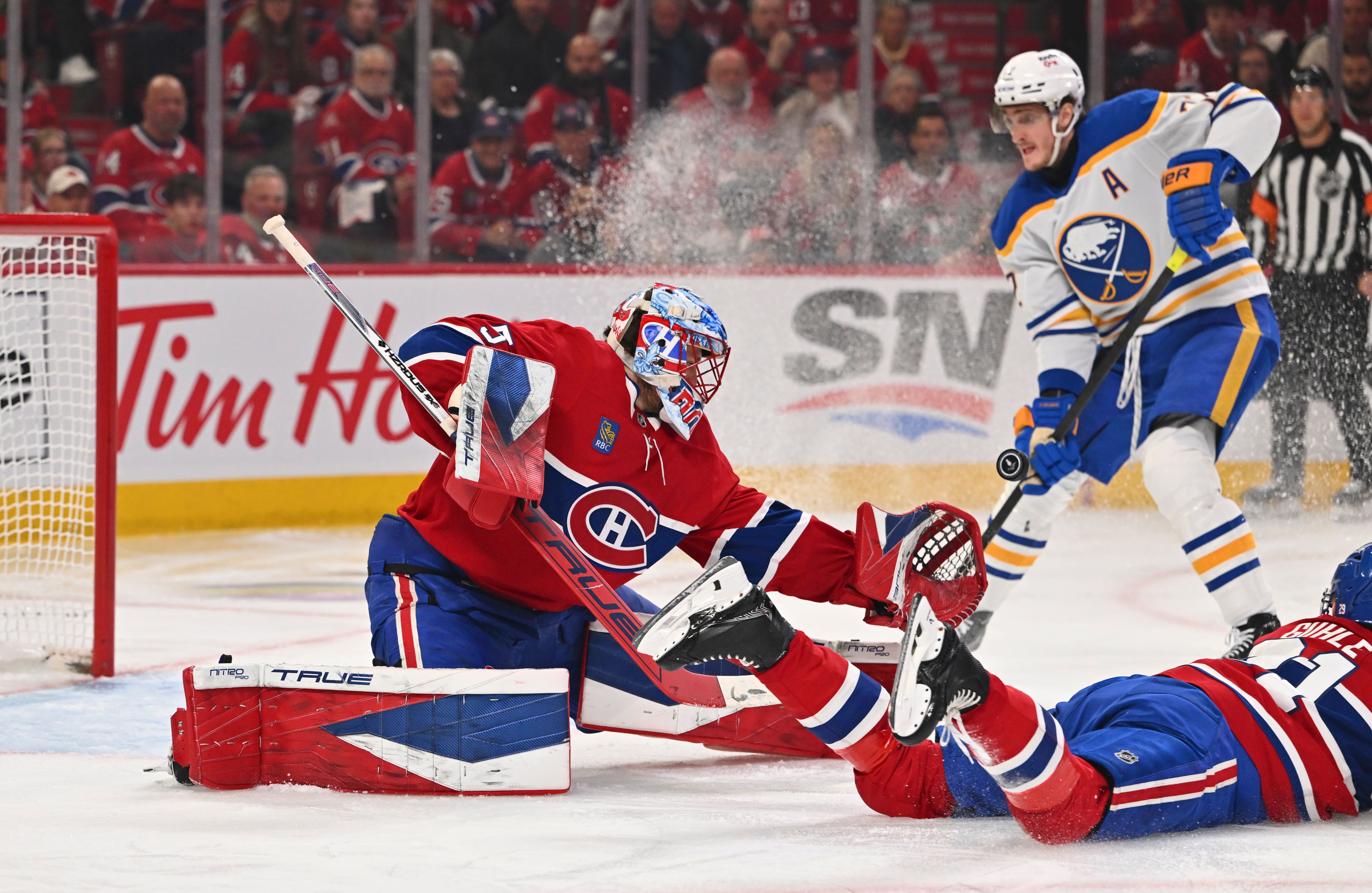 Jakub Dobes a réalisé 26 arrêts dimanche contre les Sabres de Buffalo.