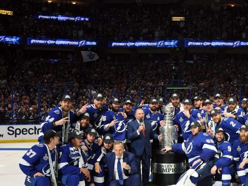 Le Lightning élimine le Canadien et remporte la Coupe Stanley - Vimarsana News