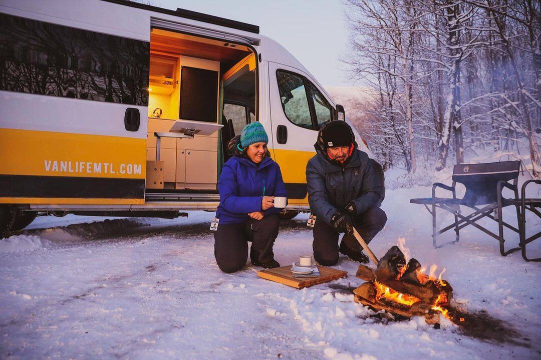Des forfaits «ski et vanlife» cet hiver au Québec