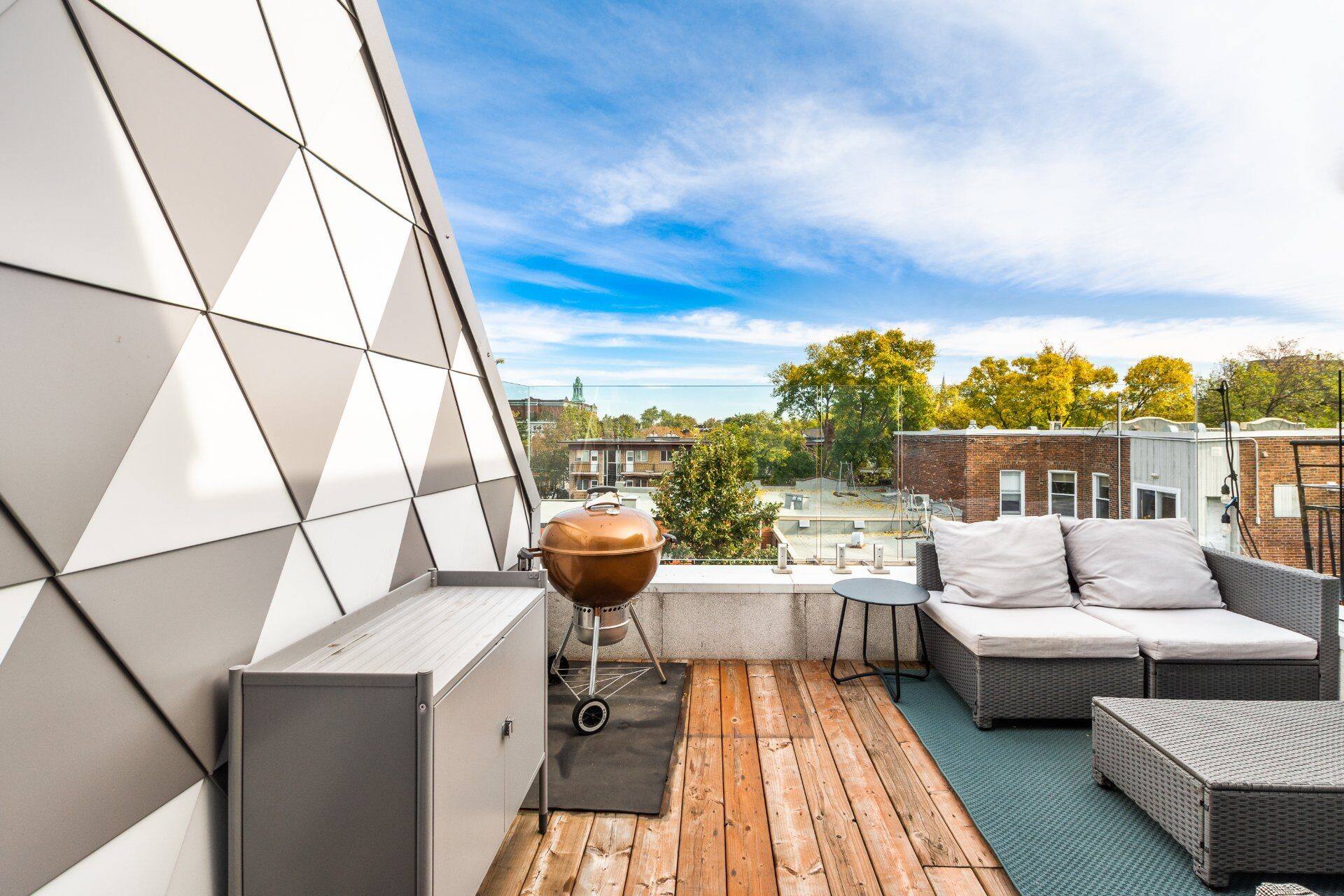 Un condo d'architecte avec 2 terrasses à 699 000$ 