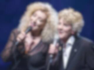 Marie Michèle Desrosiers et Clémence DesRochers