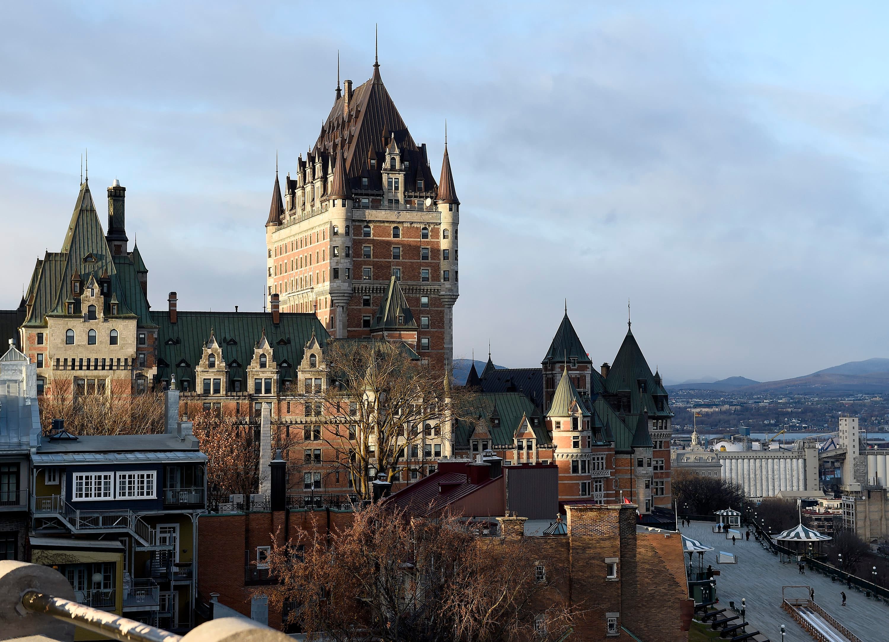 Voyages en 2027: les Québécois misent sur les escapades d’une nuit et les hôtels gothiques