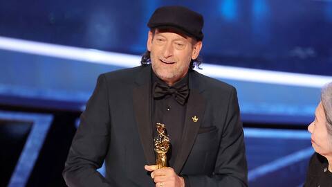 US-94TH-ANNUAL-ACADEMY-AWARDS---PRESS-ROOM