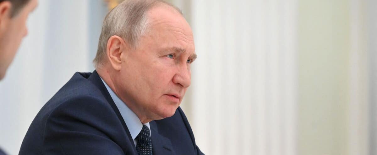 «Des morts et des blessés»: attaque russe d'un centre de transfusion et d'un fabricant aéronautique