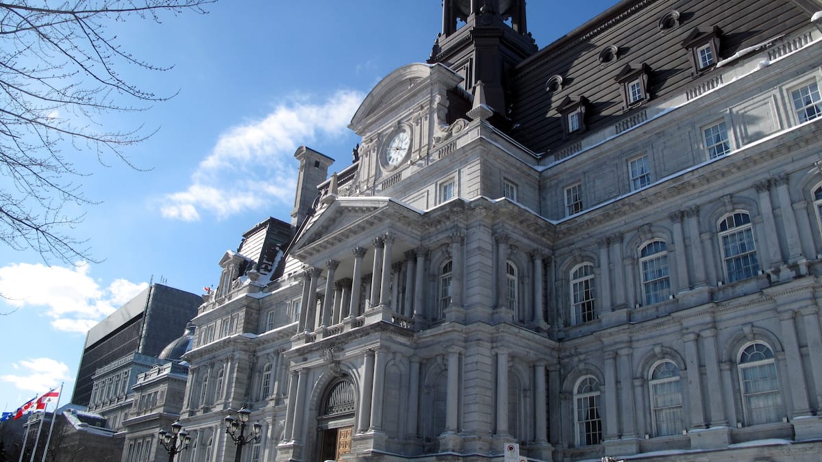 Un Forum sur la violence armée sans opposition, ni médias