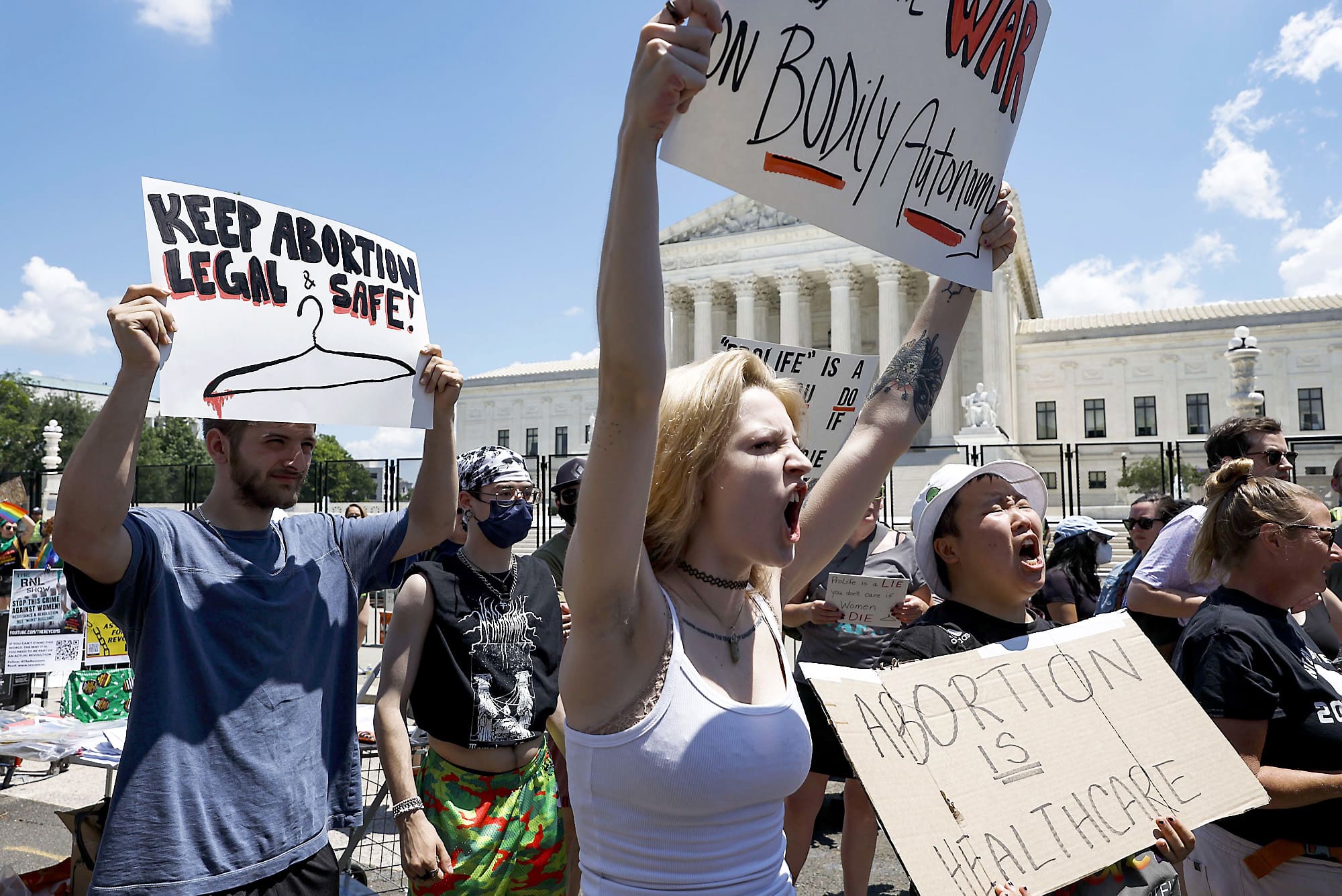 Droit &agrave; l&rsquo;avortement: des Am&eacute;ricaines &eacute;c&oelig;ur&eacute;es par ce retour en arri&egrave;re 
Les visages de la manif&nbsp;&nbsp;