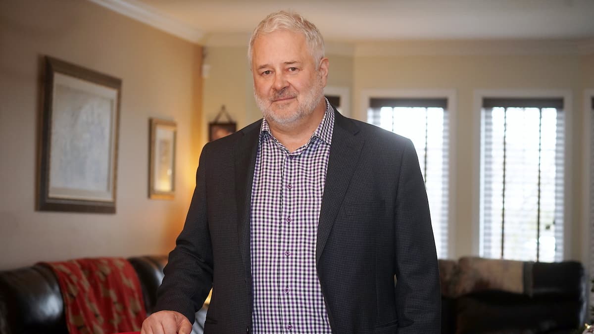 Pornographie juvénile: accusé à tort, un avocat réclame 4,6 M$ aux autorités