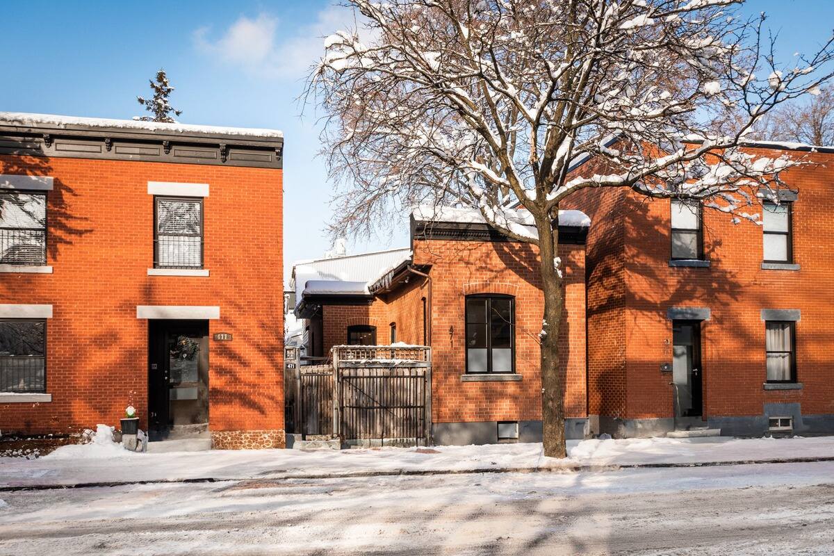 Une maison centenaire entièrement rénovée à PointeSaintCharles à vendre pour 1 695 000 Silo 57