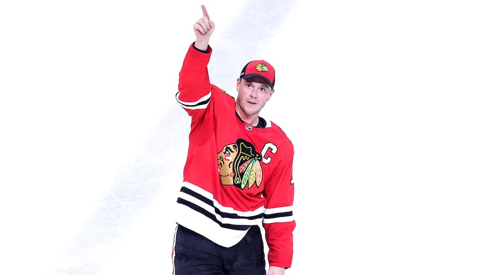 Le Canadien doit entrer dans le derby Jonathan Toews
Le Canadien doit entrer dans le derby Jonathan Toews