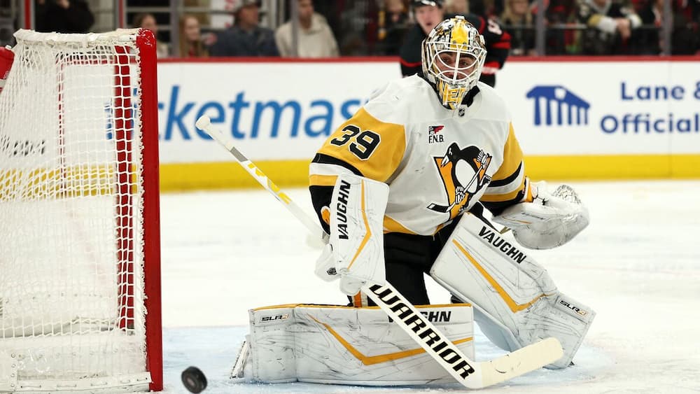 À VOIR : Un but de gardien dans un gain des Penguins