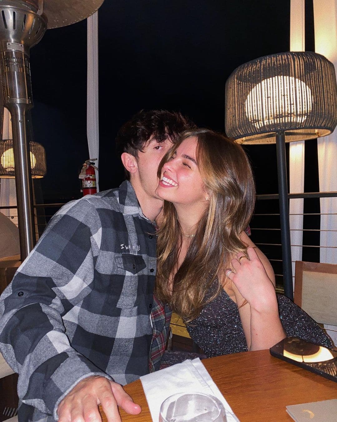 Les 4 signes qui tombent amoureux trop vite 