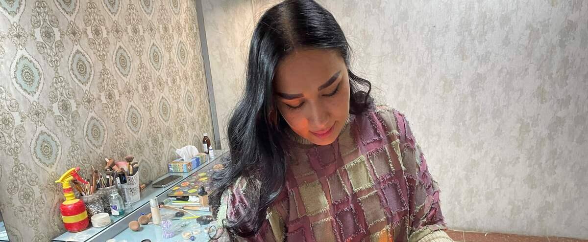 À Kaboul, un salon de beauté dernière oasis de liberté pour les femmes