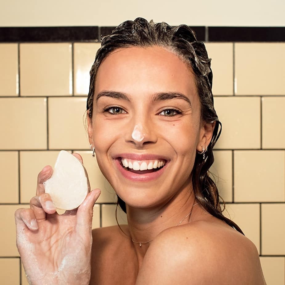 Image principale de l'article On a testé: les shampooings solides