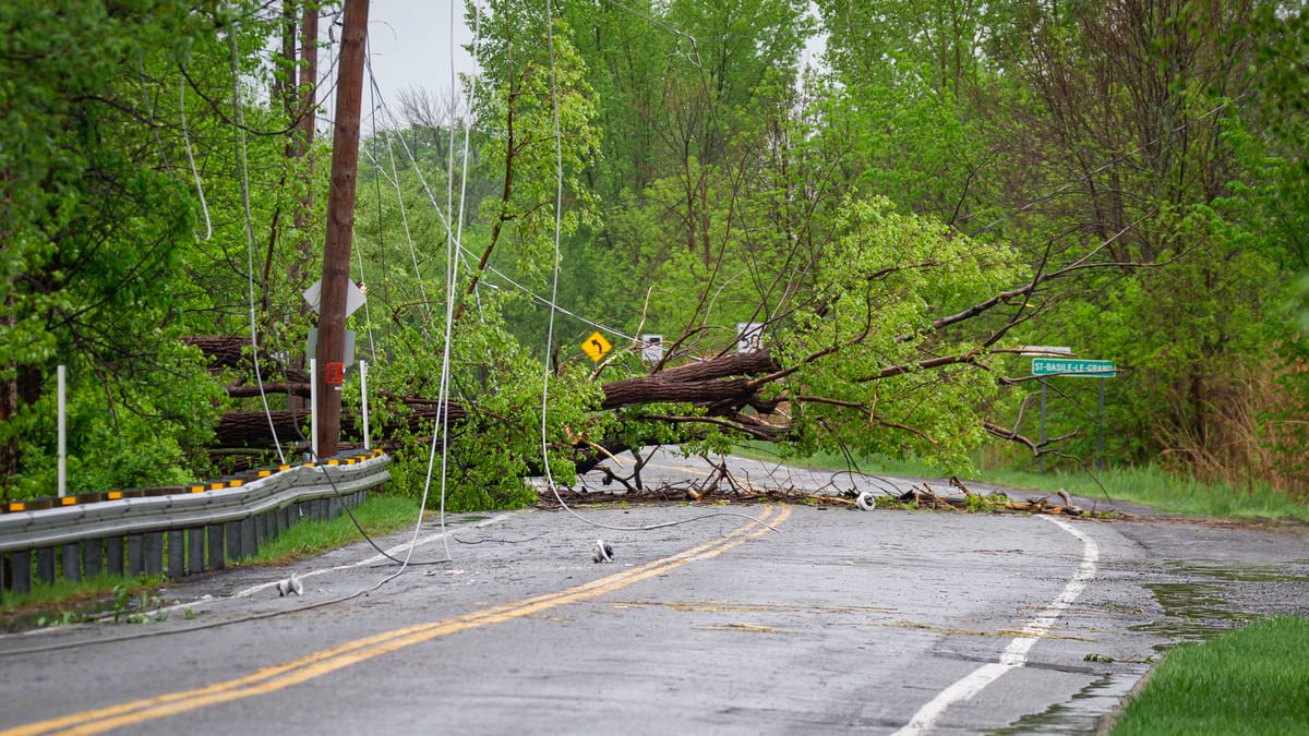Intempéries : pannes et dommages dans plusieurs régions du Québec