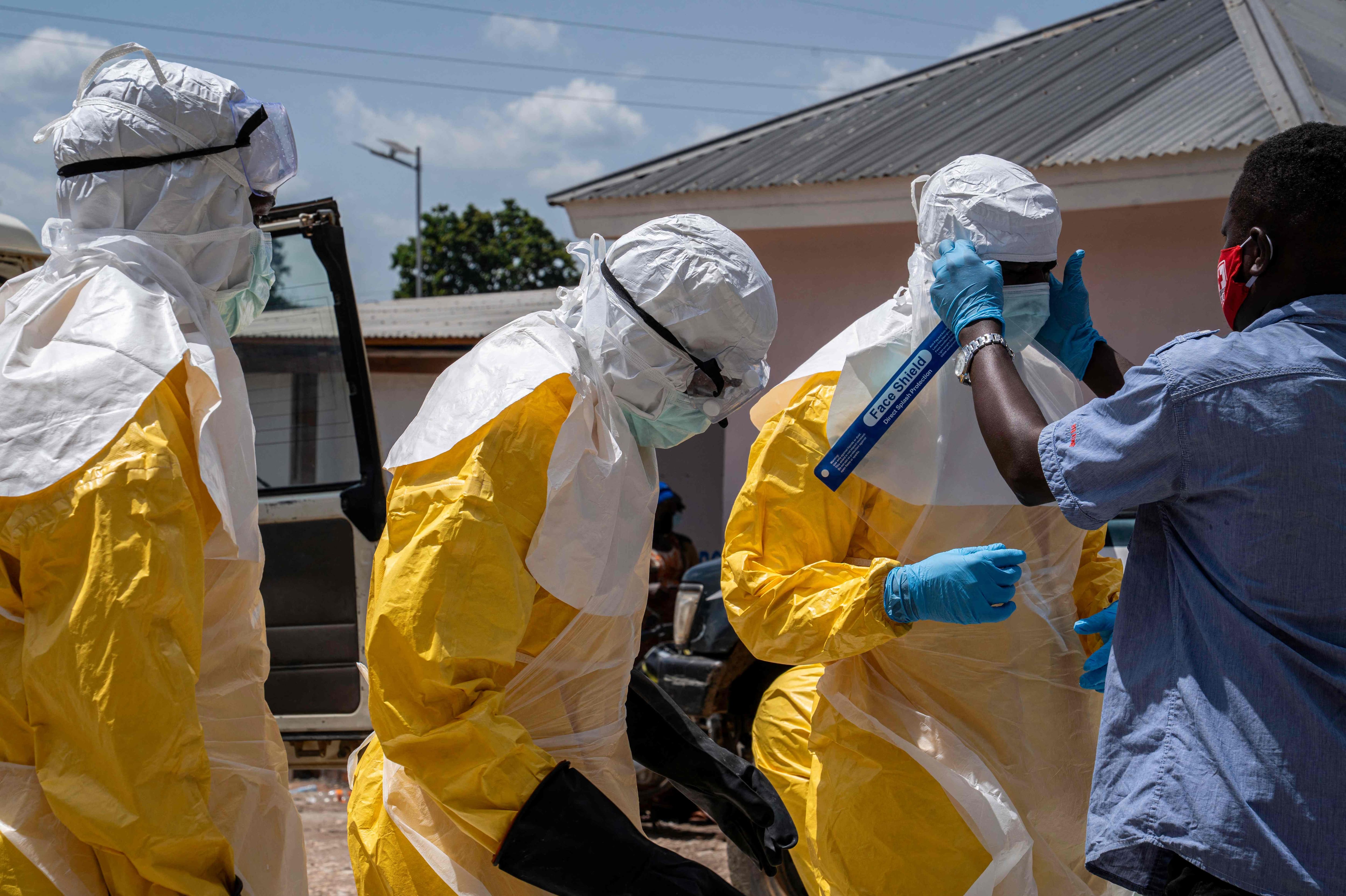 Ebola: «Vous n'êtes pas seuls», assure le chef de l'OMS avant d'arriver en RDC