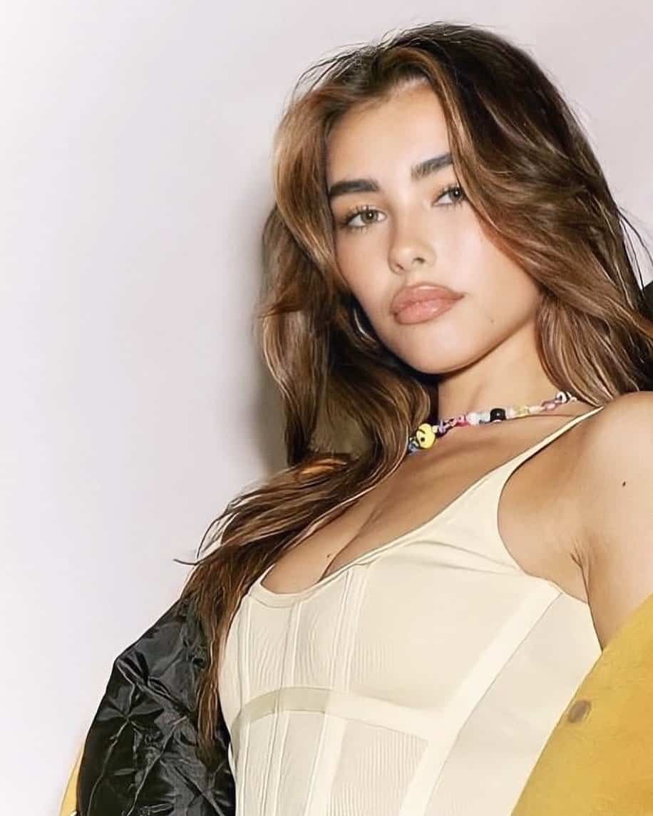 Adoptez ce rouge à lèvres style 90's cet automne