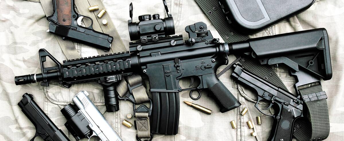 Beaucoup d’armes et de stupéfiants saisis à nos frontières québécoises