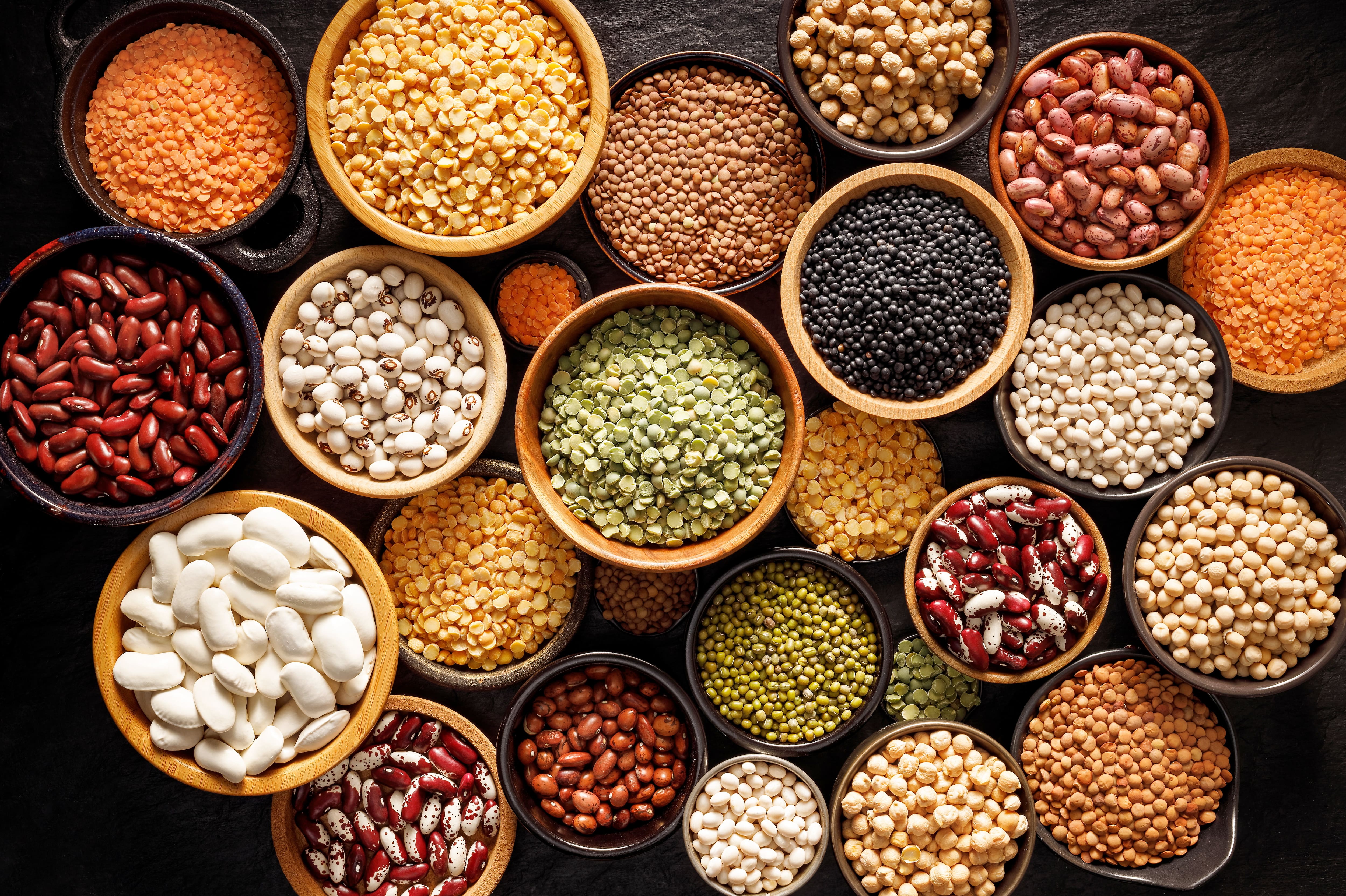 10 aliments clés à ajouter à ses habitudes alimentaires pour vieillir en santé
