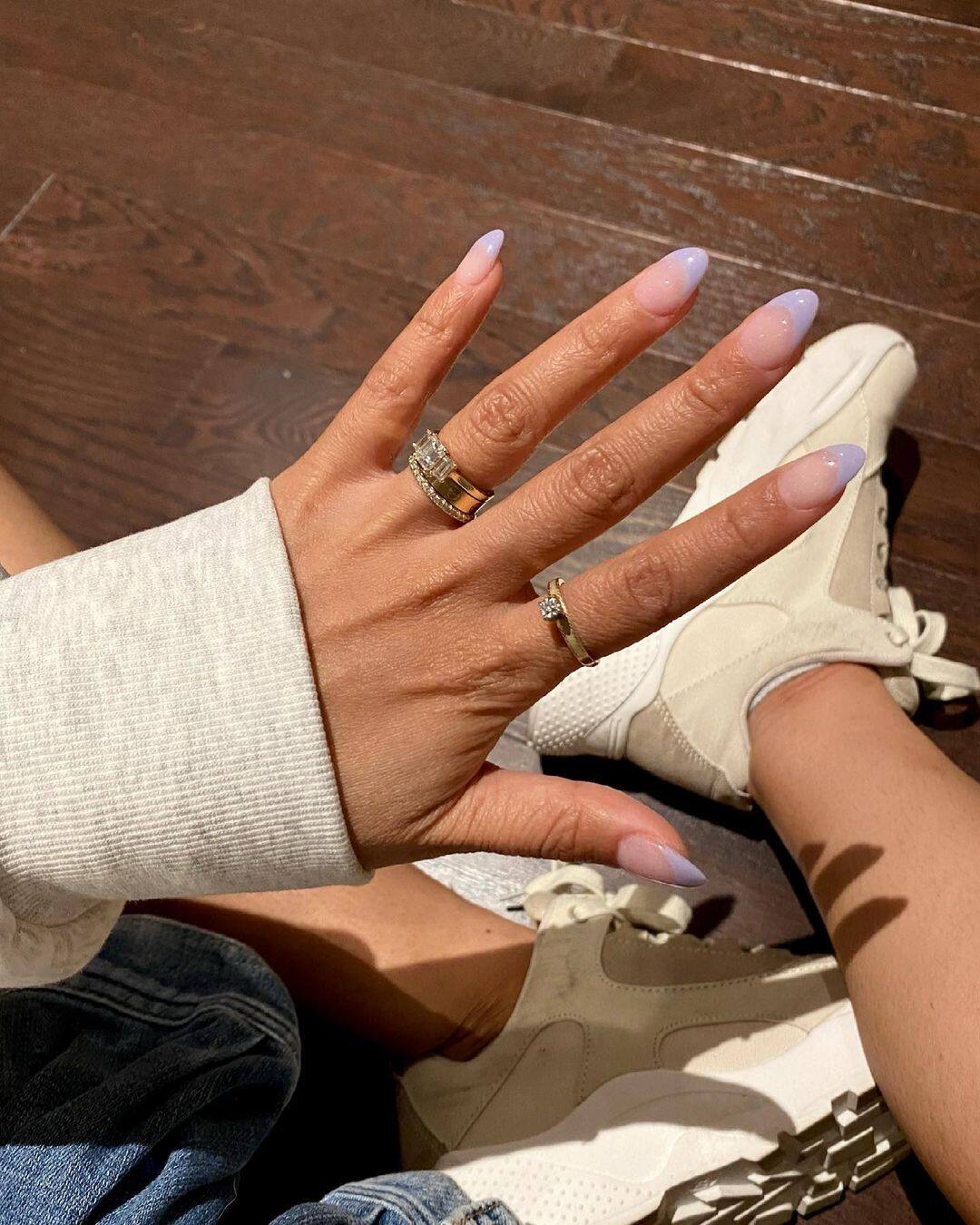 Cette couleur est sur vraiment TOUS les ongles