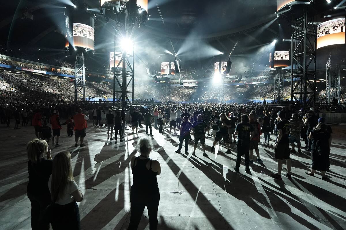 Metallica's Olympic Stadium Concert Sound Quality Disappoints Some