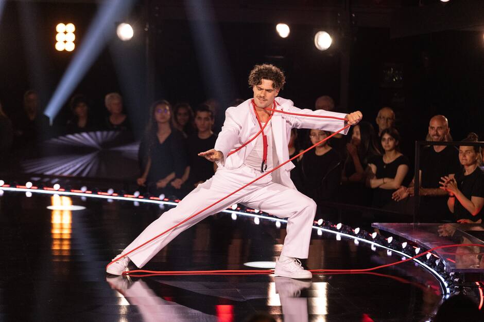 Devolution Dance «Révolution»: la danse comme message politique | TVA Nouvelles