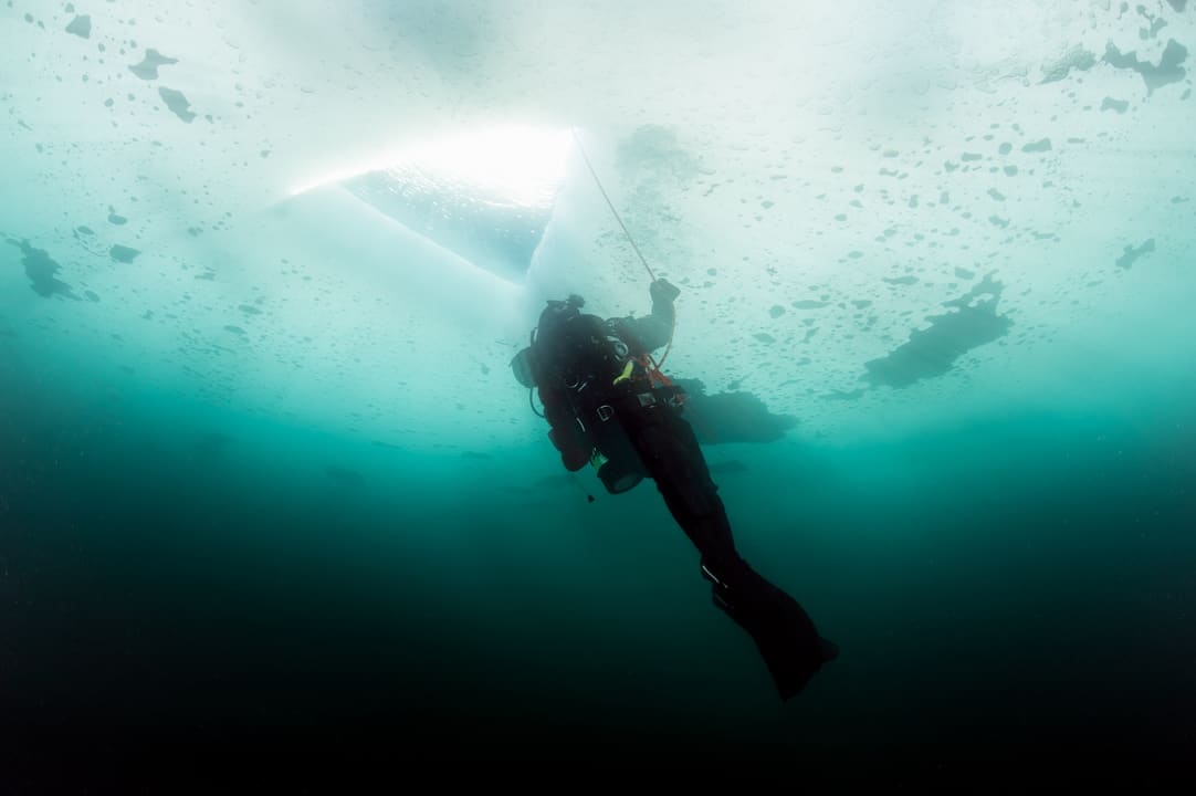 Plongée sous la glace au Québec