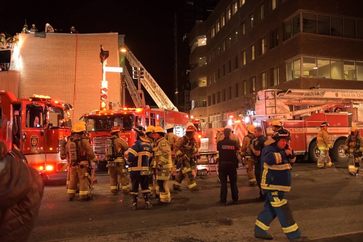 Un violent incendie ravage un immeuble de trois étages à Québec | TVA ...