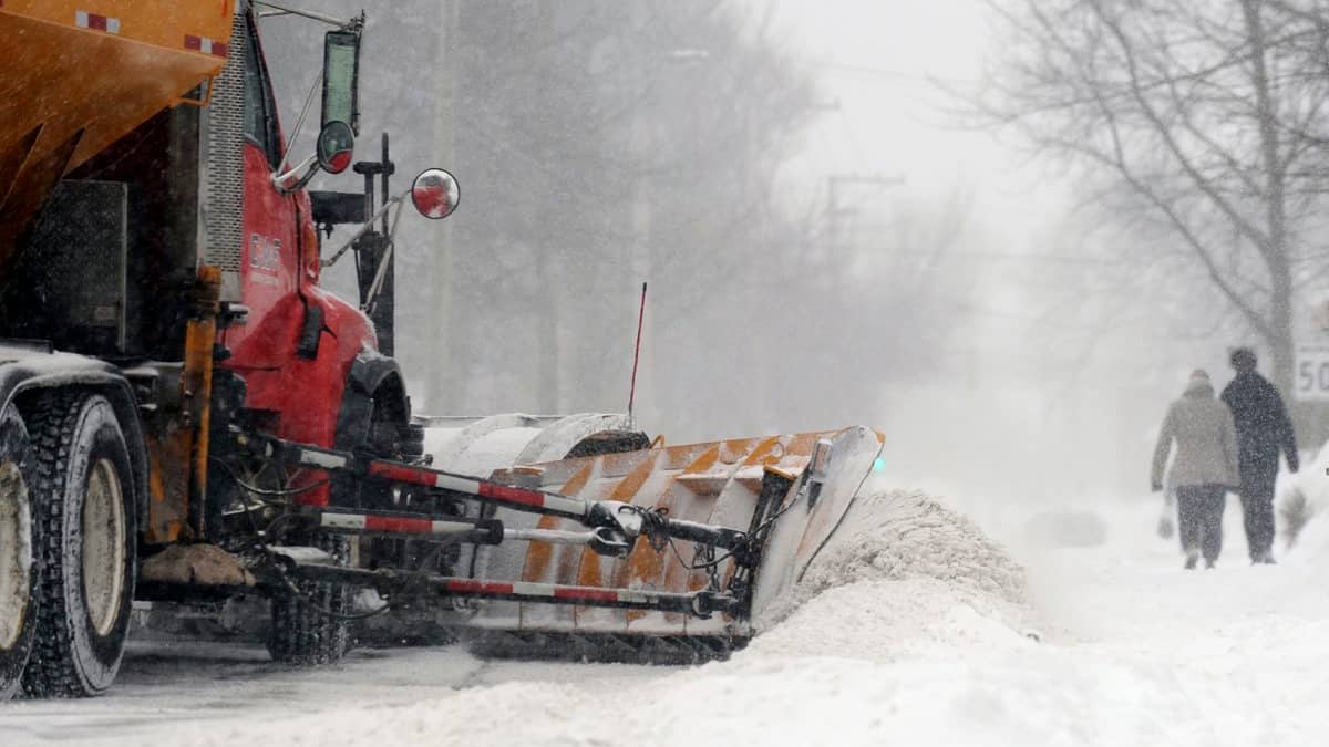 Jusqu’à 35 centimètres de neige dans le sud et l’est du Québec
