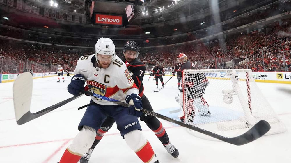Un autre trophée Selke pour Barkov