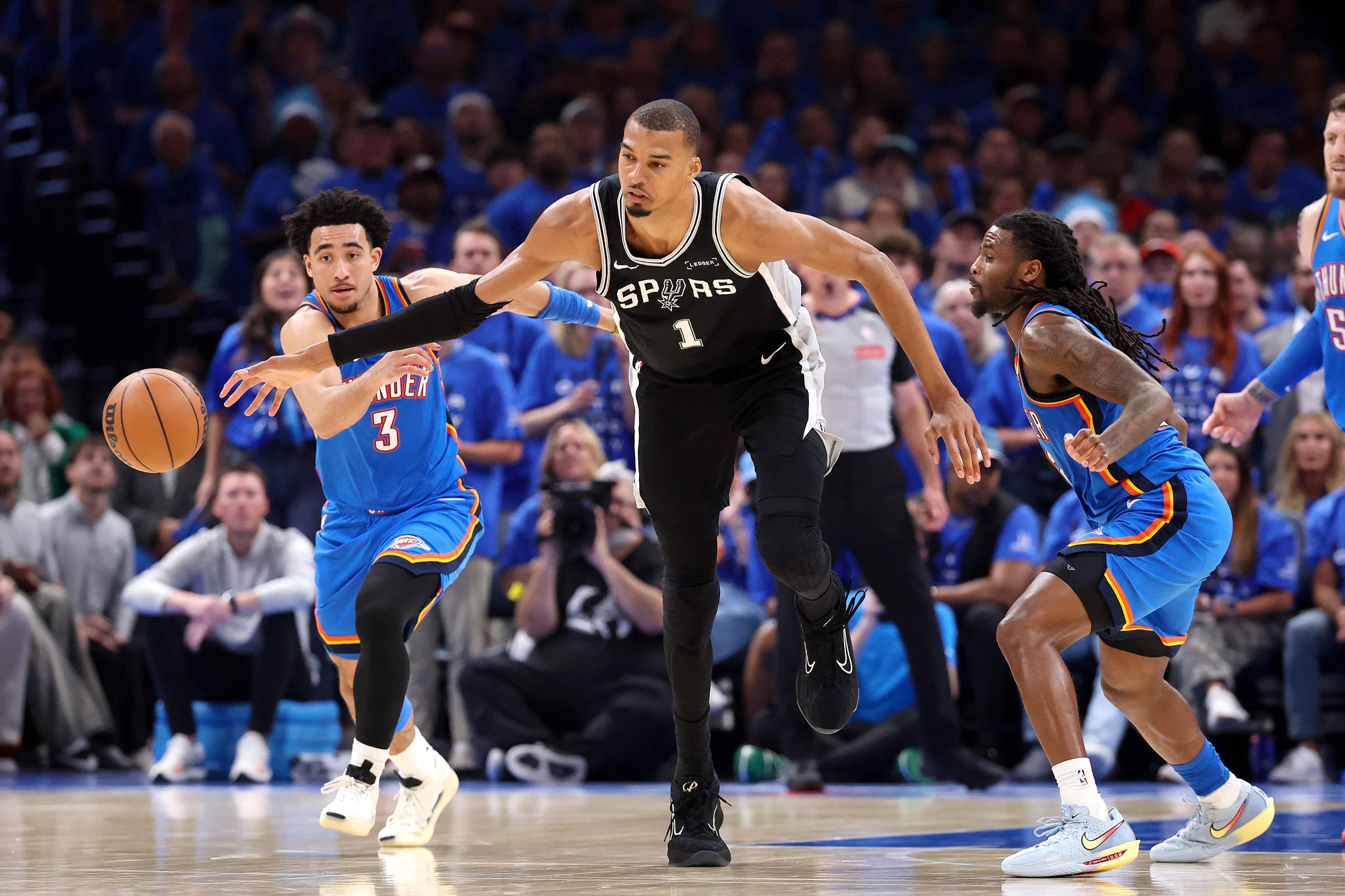 NBA: Les Spurs en finale après un exploit chez le Thunder