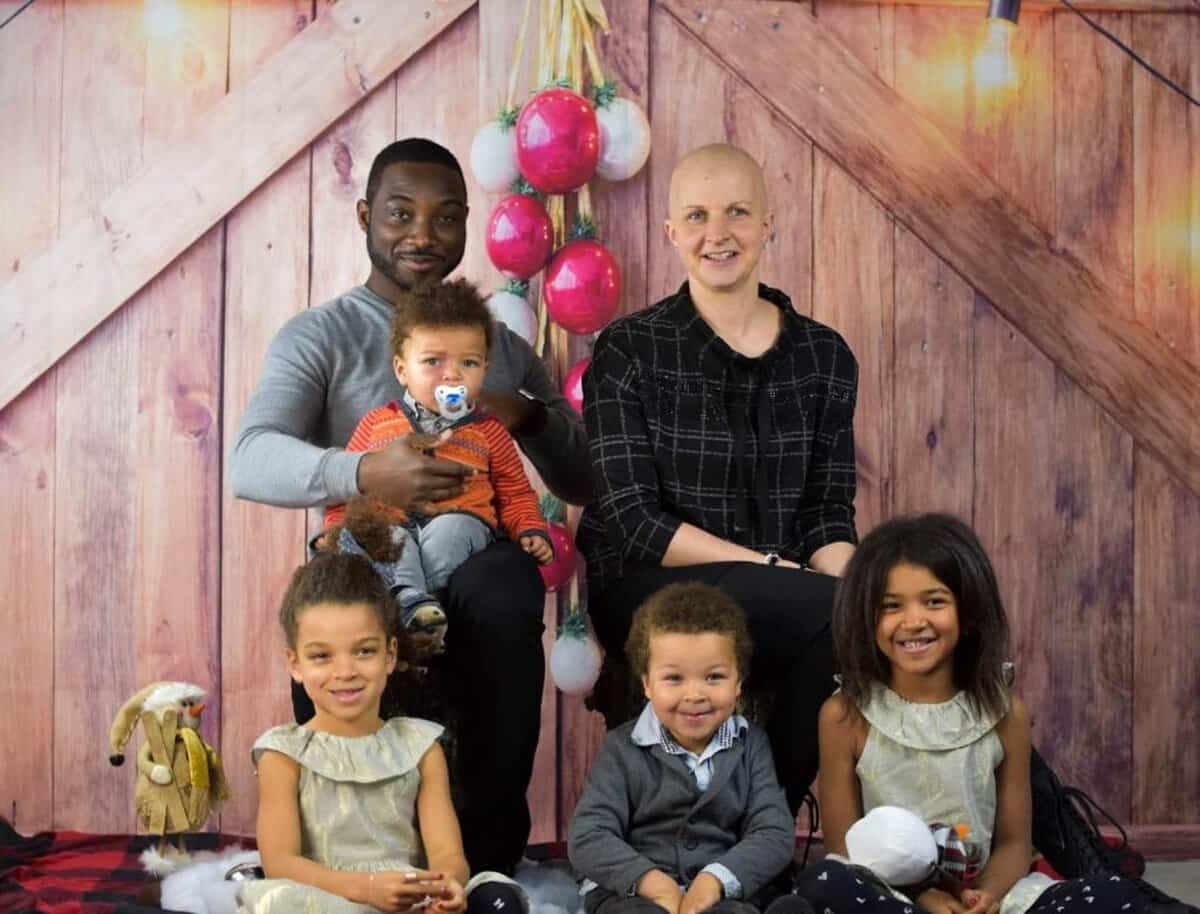 &laquo;Je refuse de baisser les bras&raquo;: une m&egrave;re de famille frapp&eacute;e d'un cancer m&egrave;ne une v&eacute;ritable course contre la montre