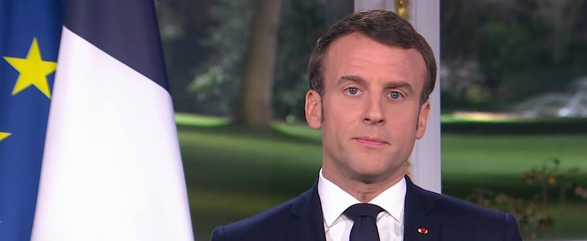 Malgre Les Greves En France Macron Maintient Sa Reforme Des