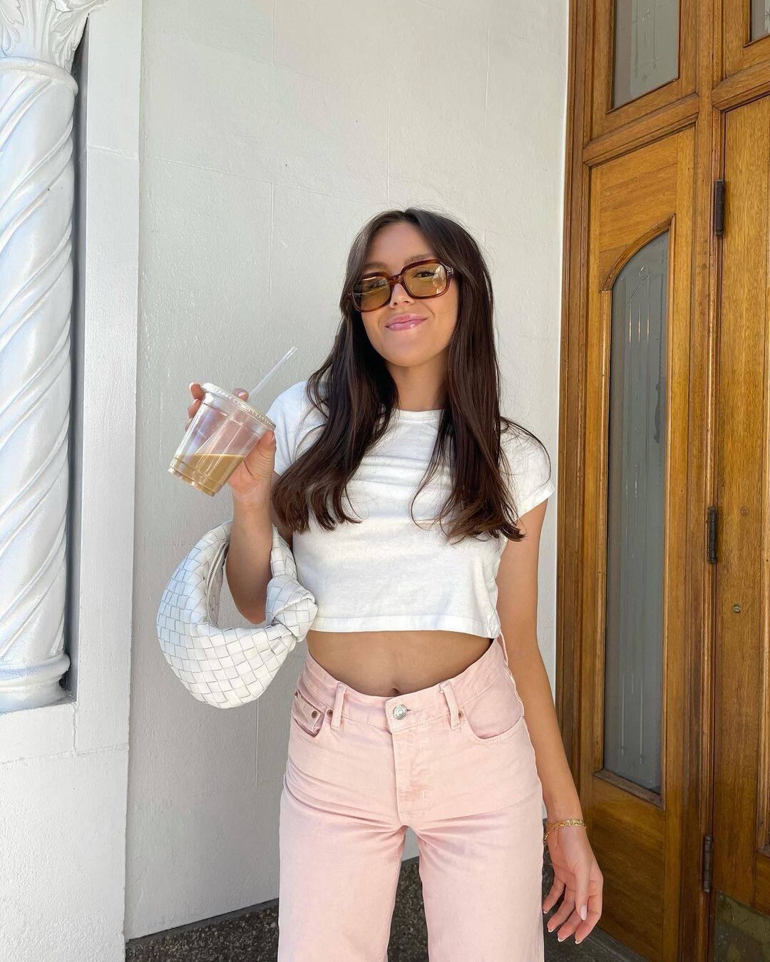 Ces jeans «funky» seront partout cet été