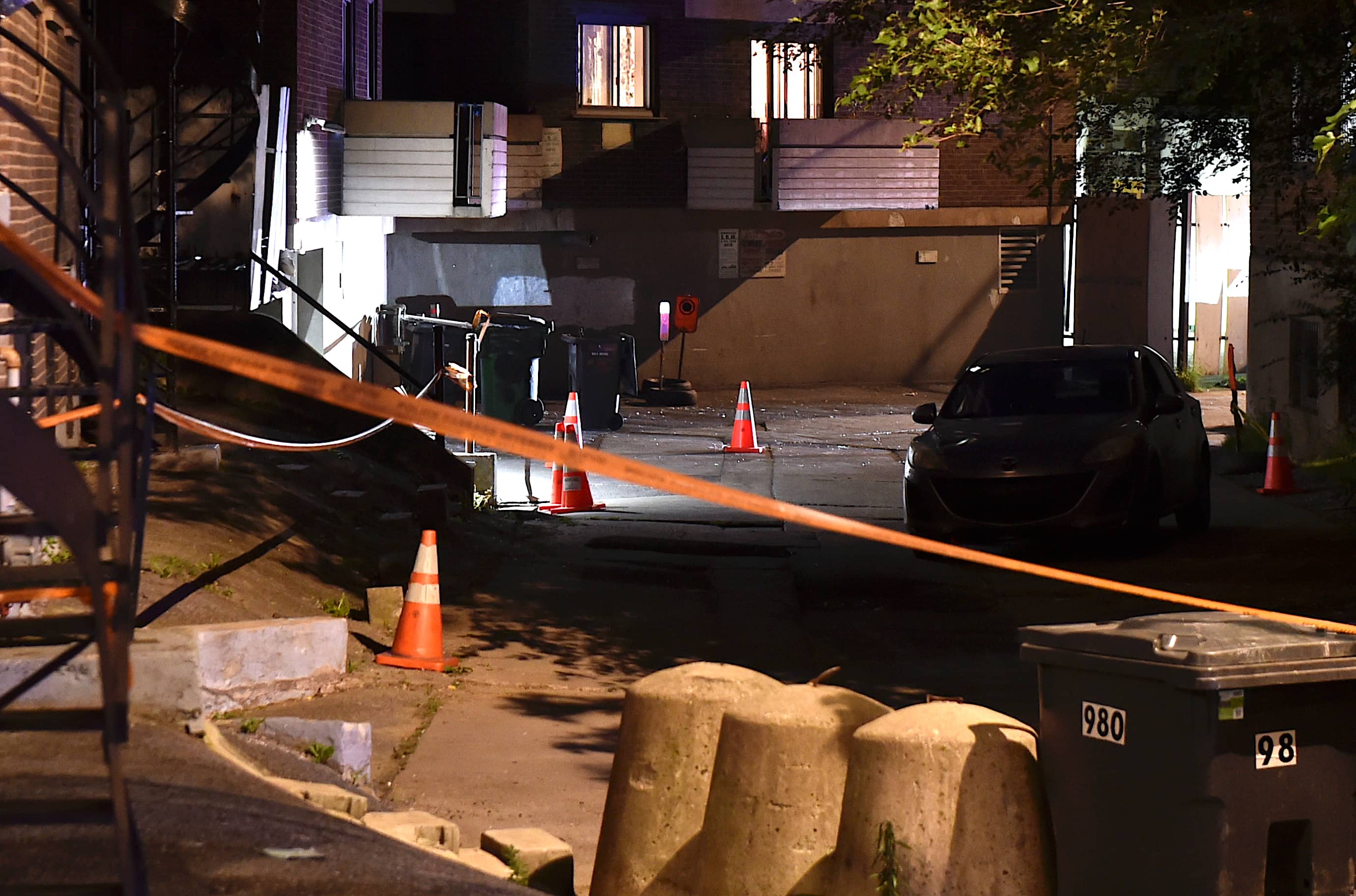 Tentative de meurtre et véhicule incendié à Montréal