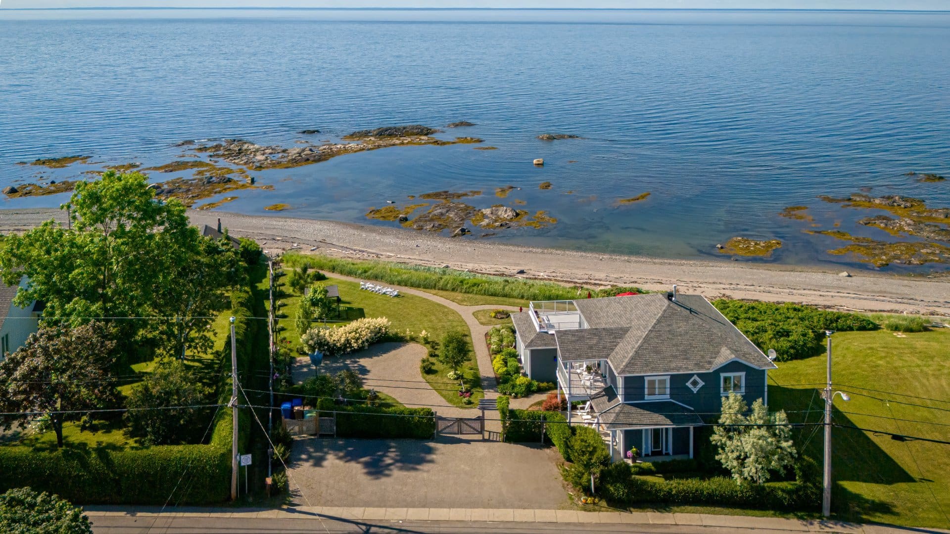 Maison avec vue sur le fleuve à vendre pour 1.4M$