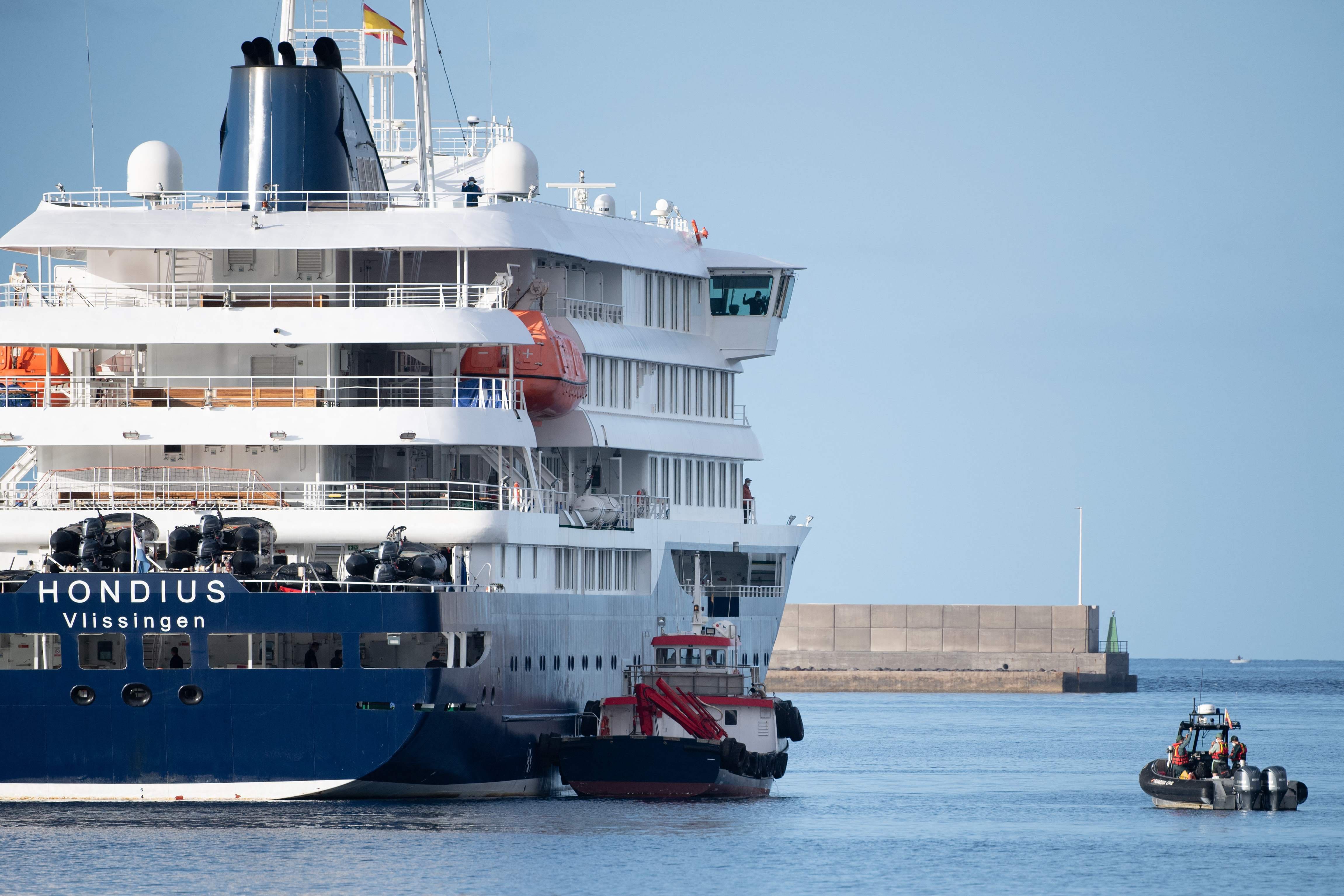 Hantavirus: début des évacuations du MV Hondius aux Canaries