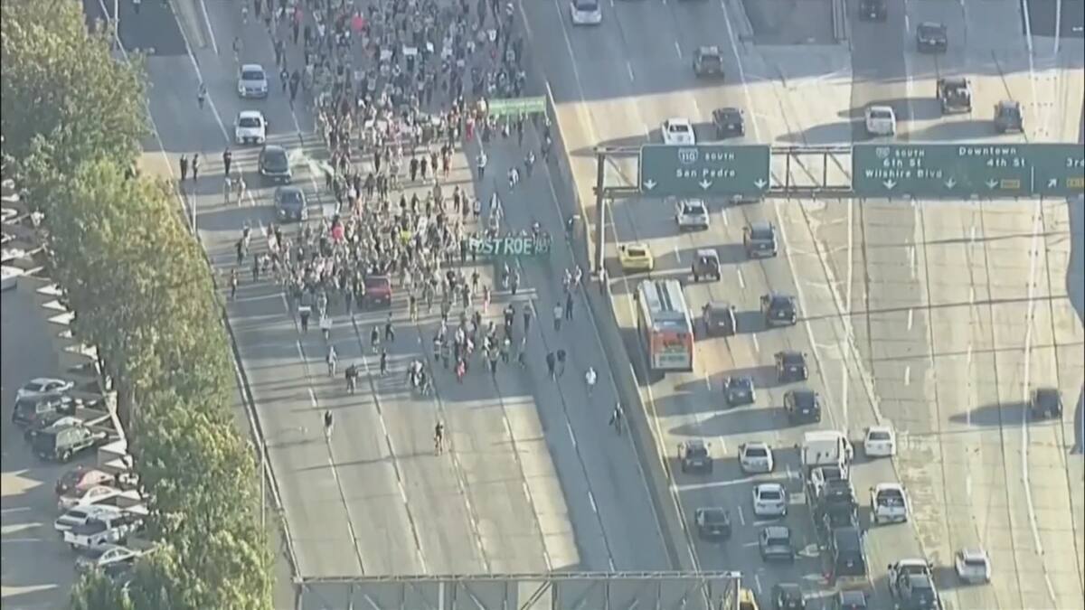 &Agrave; VOIR | Des milliers de manifestantes prennent les rues am&eacute;ricaines d'assaut