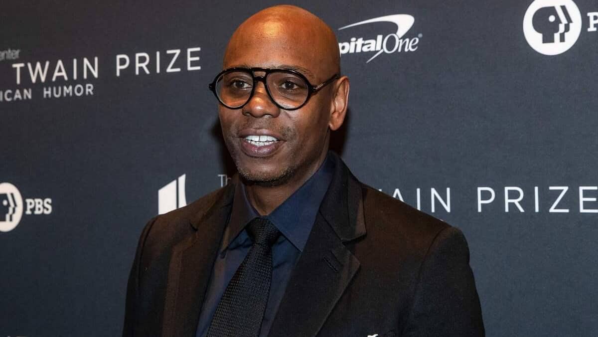 Un spectacle de Dave Chappelle jugé transphobe crée des remous chez Netflix