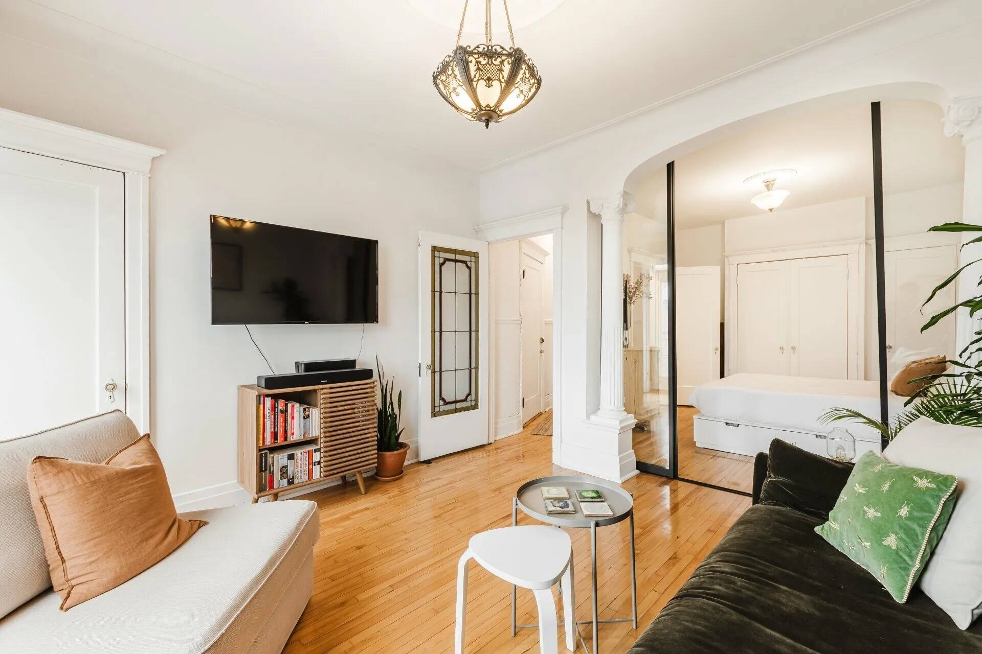 Un condo au 3e étage à vendre pour 409 000$