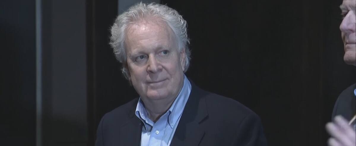 Jean Charest devra faire plus que de promettre le pouvoir aux conservateurs