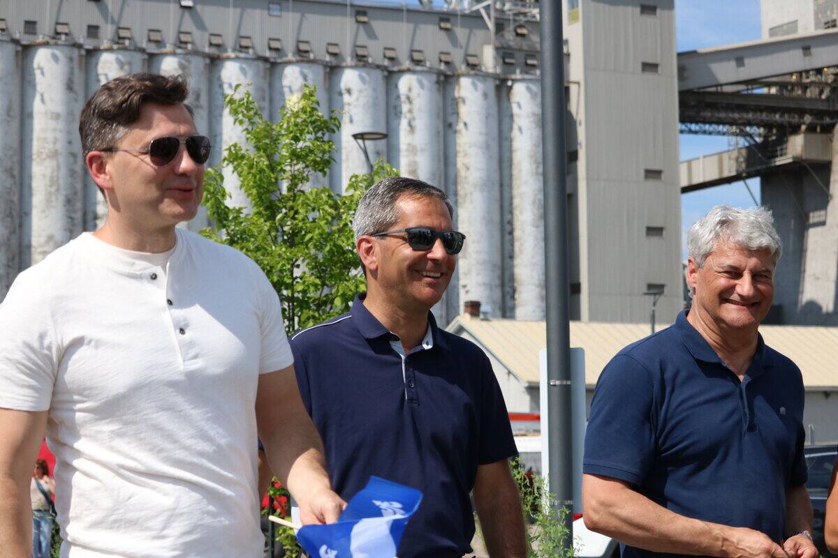 Tramway de Qu&eacute;bec: les conservateurs n'arr&ecirc;teront pas un projet en marche