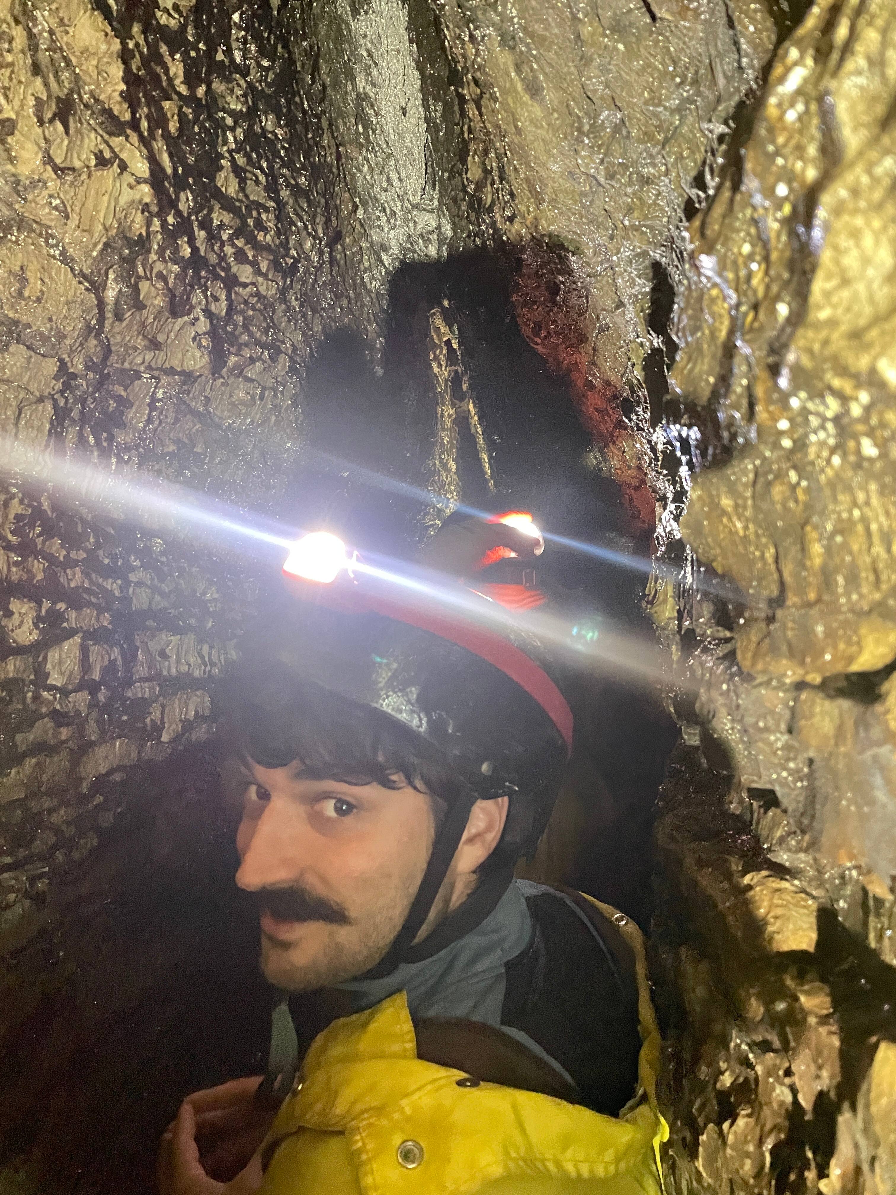 [PHOTOS] Nous avons visité cette fabuleuse grotte d’Anticosti peu ...