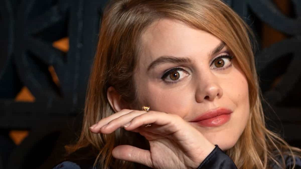 «J’ai eu un petit stress de savoir si ça allait revenir»: Coeur de Pirate brise un silence de deux ans avec un album plus intimiste