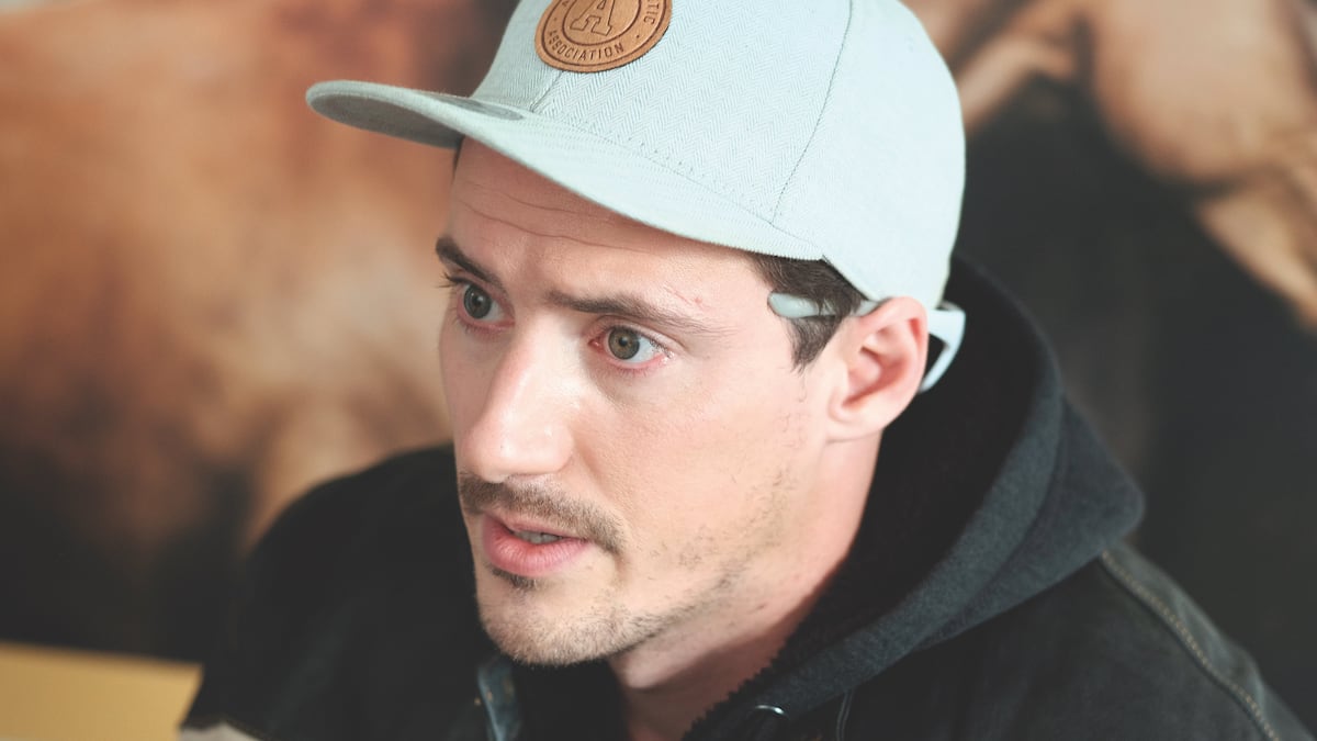 Jean-Michel demeure introuvable dans 5e rang | 7 Jours