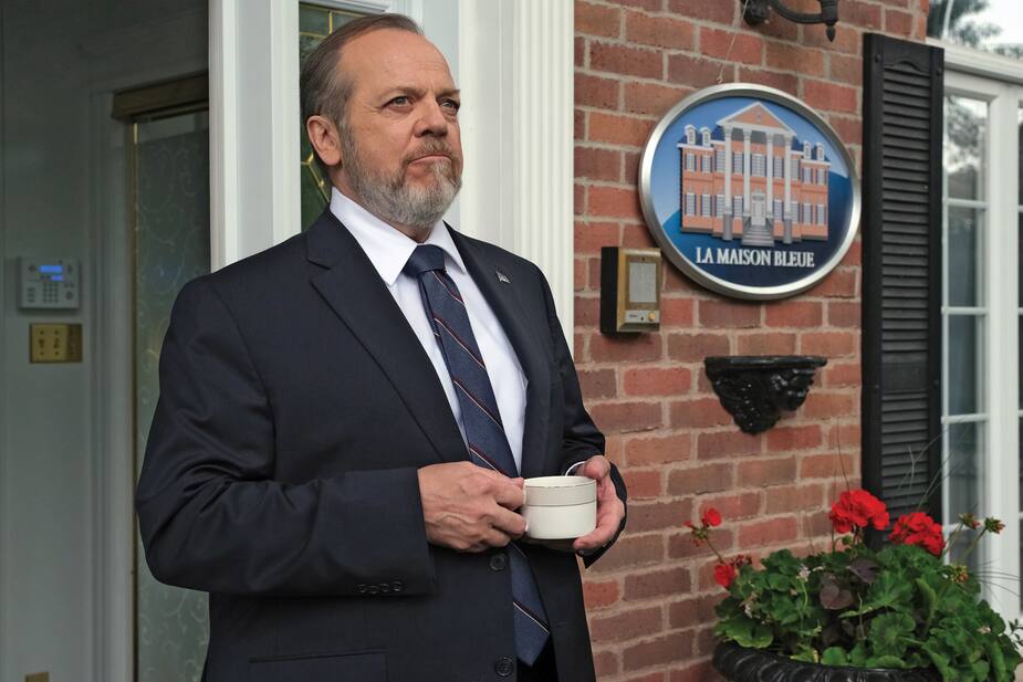 «J’ai toujours eu un intérêt marqué pour la politique, sans me douter que ça me servirait un jour à camper le président Hamelin», confie Guy Nadon.