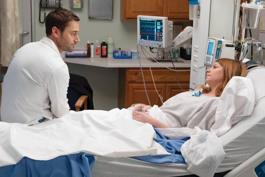 Max (Ryan Eggold) est prêt à tout pour que Sarah Madsen (Andrea Syglowski) puisse conserver le cœur de Luna.