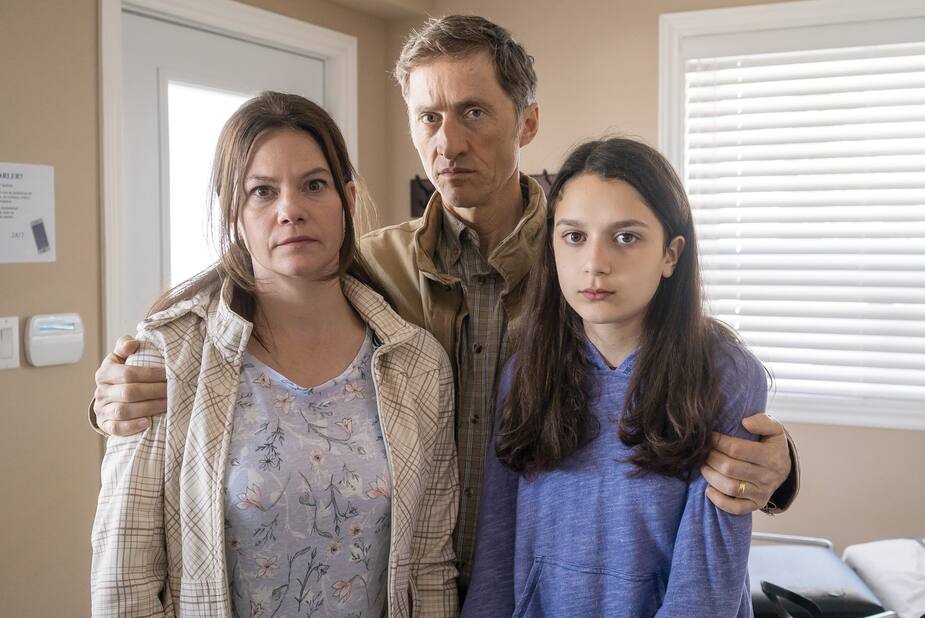 Entre Anaïs, Josée et Rodge (Cassandra Latreille, Fanny Mallette et Emmanuel Bilodeau), les choses vont tellement mal que ce dernier quitte la maison.