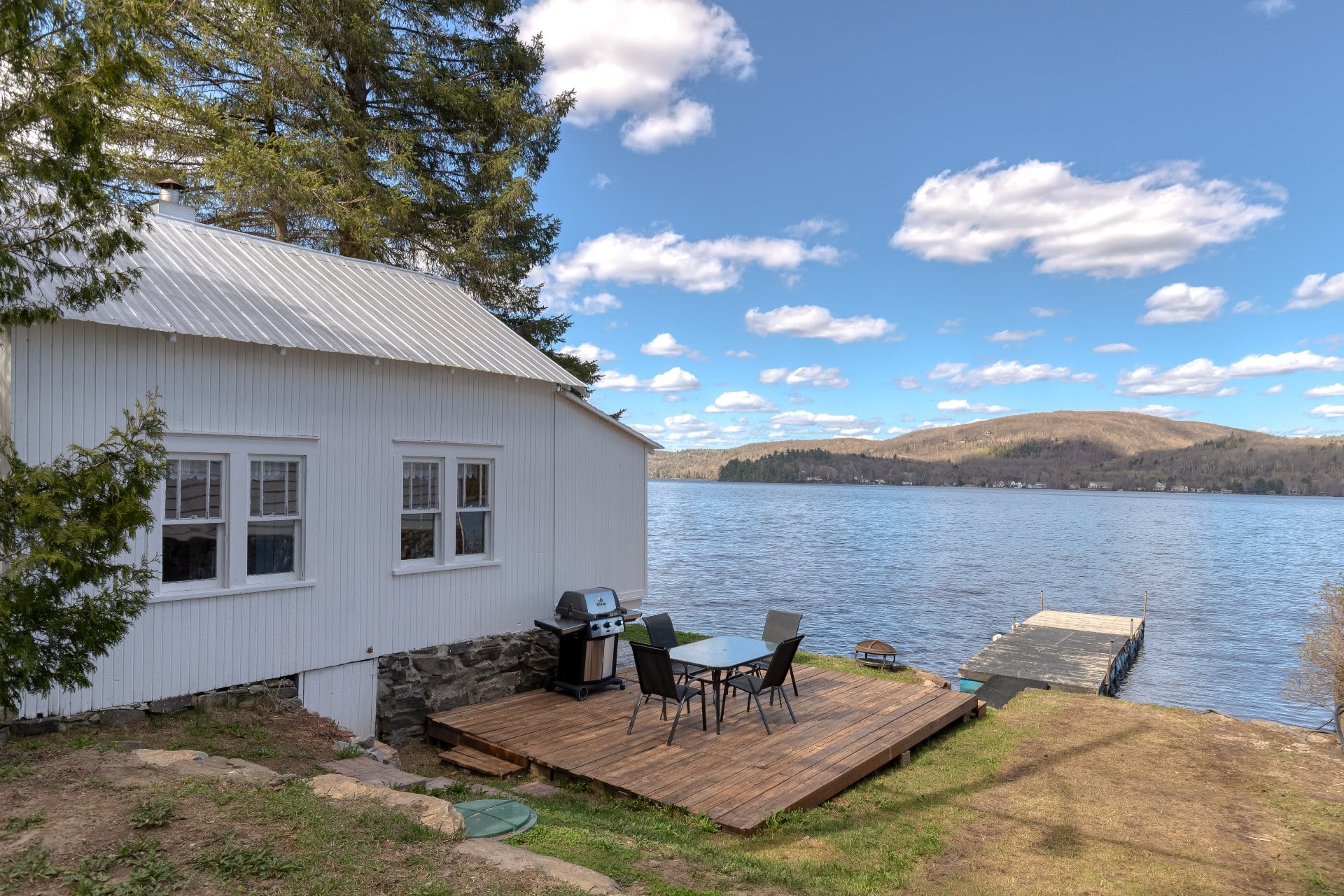 Une coquette petite maison à vendre pour 279 900$